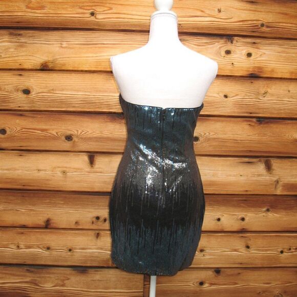 H:ours Stretch Sequin Strapless Mini Dress - Picture 6 of 7